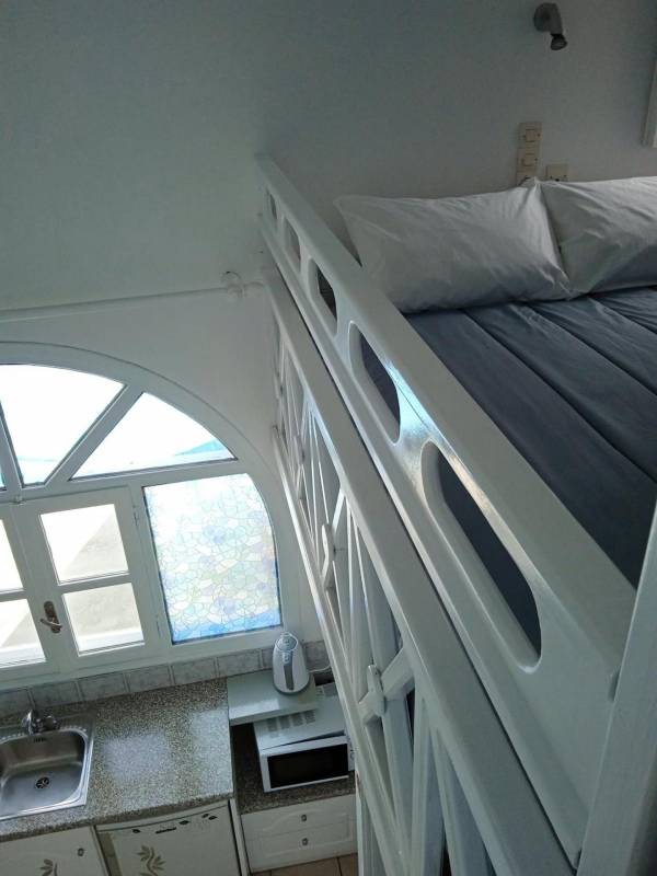 Studio avec vue sur la piscine